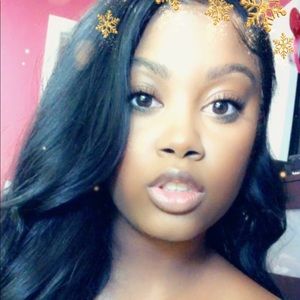 Meet your Posher, Toni